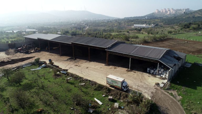 Organiksa depolama sahası, big bag ambalajlar ve yükleme alanı